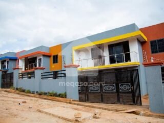 4 bedroom house for sale at Kumasi, Daban